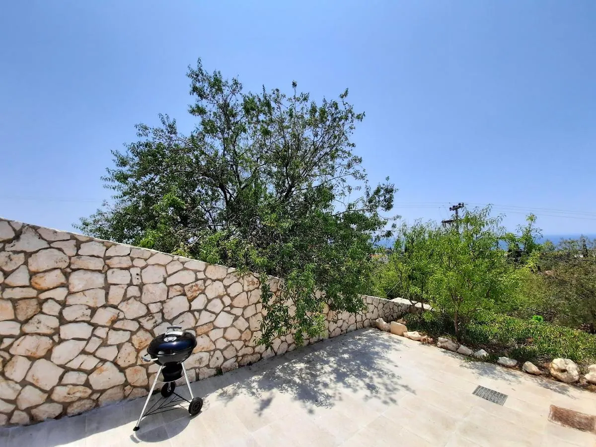 Apartment Freesia Grand Sea View Residence Svoronata