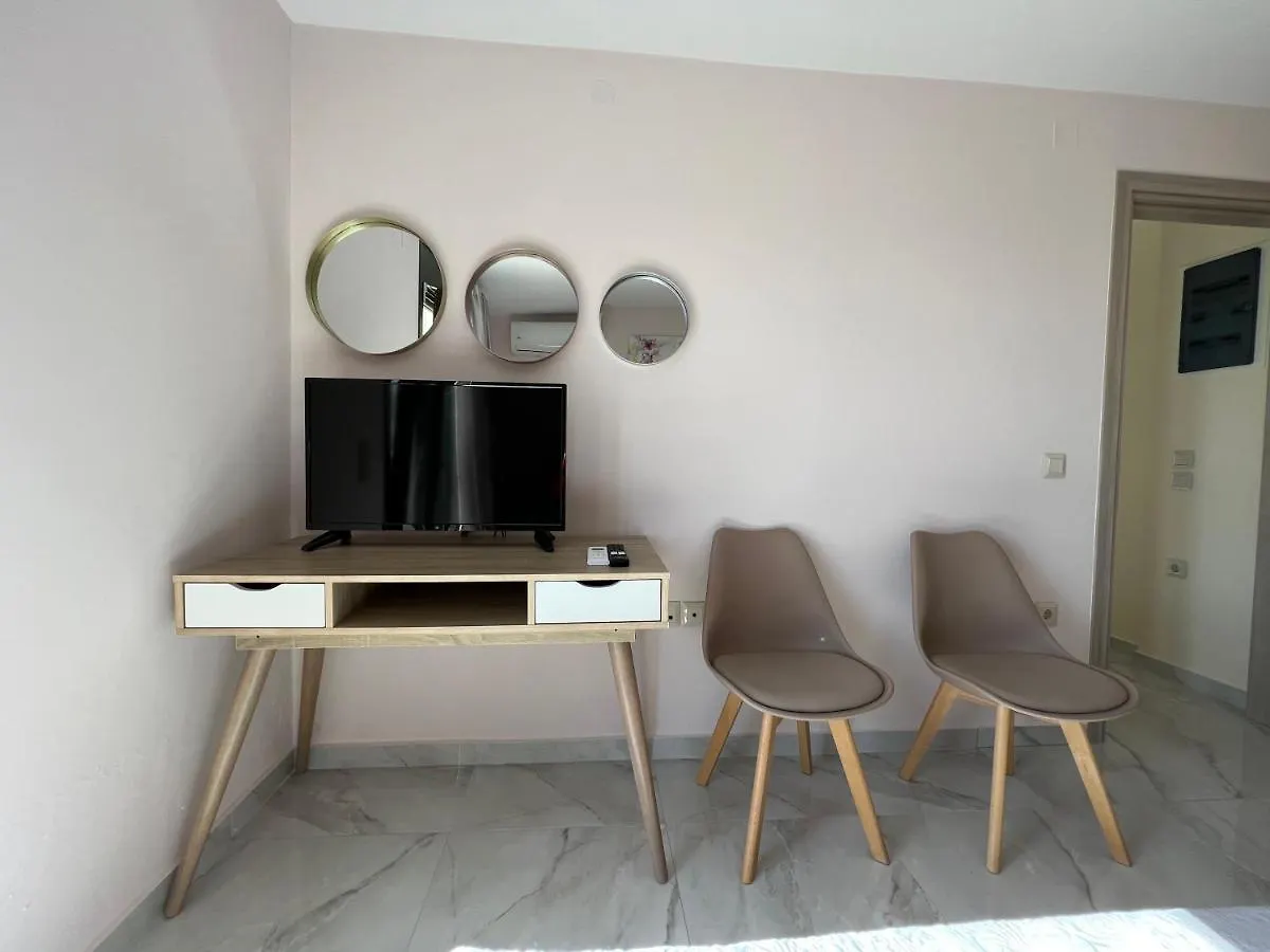 Apartment Freesia Grand Sea View Residence Svoronata