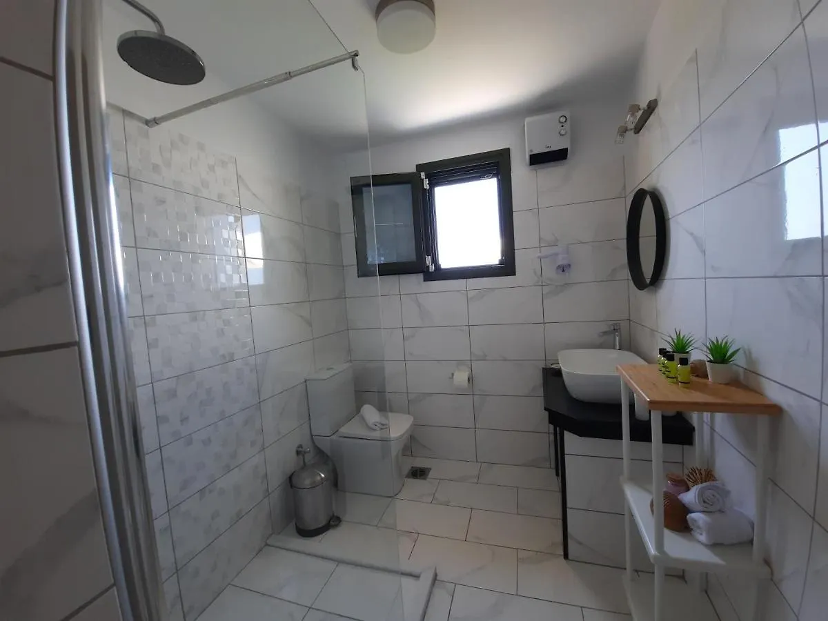 Daire Freesia Grand Sea View Residence Svoronata Yunanistan
